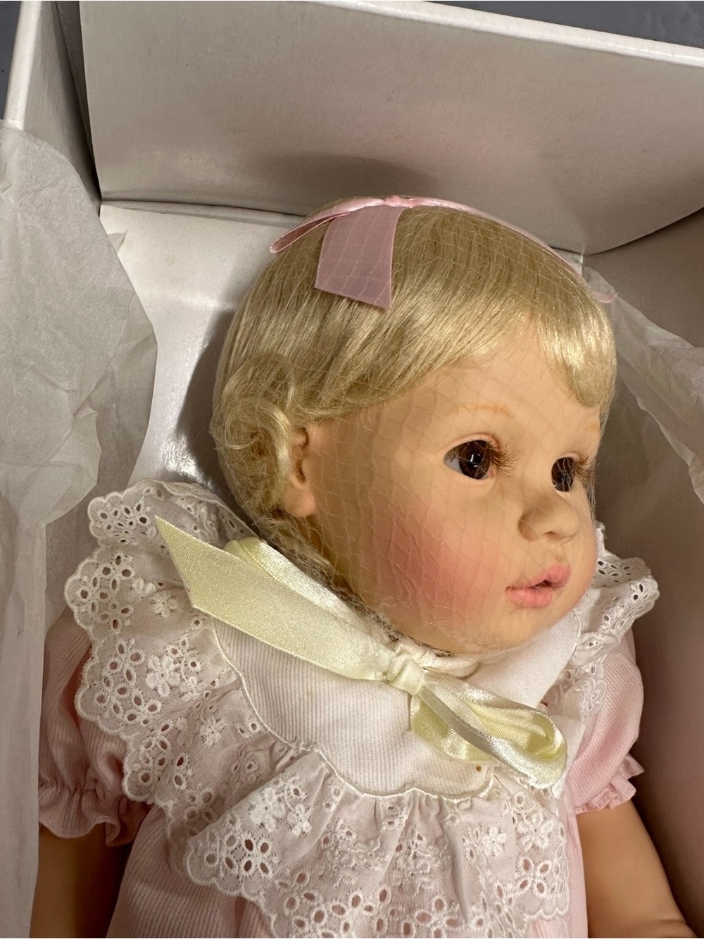 Pauline's Limited Edition Dolls Kaitlyn - Picture 2 of 14
